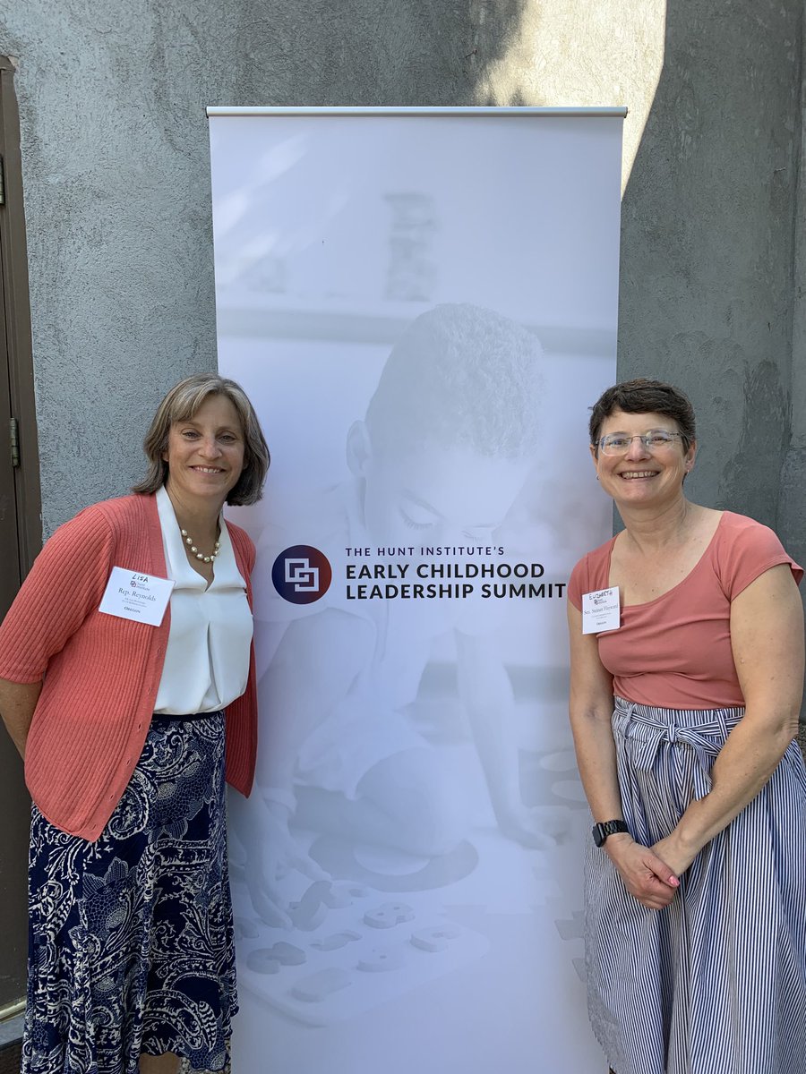 RepLisaReynolds's tweet photo. Happening now! In Phoenix learning and sharing on all things Early Childhood. Great to be here with ⁦@ESHforOregon⁩ and other Oregon EC champions! Thank you #HuntInstitute #orleg #orpol https://t.co/LAgsTmwVVA