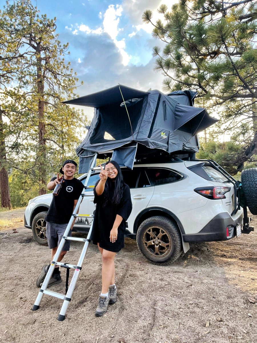 subaru_usa's tweet photo. “A newly married couple just enjoying the adventures life has to offer with the help of our Scubi-roo!” Tag your Subaru adventure partner in the comments! ✌️❤️ #LoveSubaru (🗣️, 📸: Jean and Mark A.) https://t.co/yoQaovOHHB
