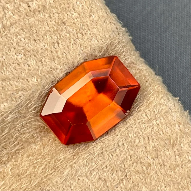 stnic19's tweet photo. Natural Gemstones With Certificate On Dema̗nd. 10 Percent OFF Sales Now!!! 🙏

👉👉https://t.co/YMJS0dxmOQ

#mug #jewelrysupplies #minnesota #naturelovers #vikings #abstract #vase #spongeware https://t.co/e7mJPwGQS9