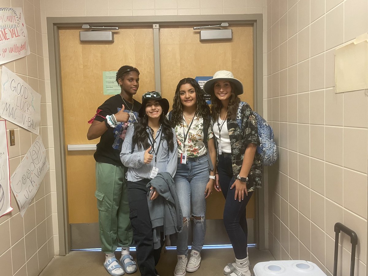 MACVolleyball (@macarthurvb) on Twitter photo Tacky Tourist day here in MacArthur, TX. Good luck to <a href="/MacArthurTX/">MacArthur Cardinals Recruiting/APT</a> football as you take on Woodrow Wilson. <a href="/MacArthurVB/">MACVolleyball</a> <a href="/MacArthurCards/">MacArthur HS</a> <a href="/IISDAthletics/">Irving ISD Athletics</a> <a href="/IrvingISD/">Irving ISD</a> Tacky Tourist day here in MacArthur, TX. Good luck to <a href="/MacArthurTX/">MacArthur Cardinals Recruiting/APT</a> football as you take on Woodrow Wilson. <a href="/MacArthurVB/">MACVolleyball</a> <a href="/MacArthurCards/">MacArthur HS</a> <a href="/IISDAthletics/">Irving ISD Athletics</a> <a href="/IrvingISD/">Irving ISD</a>