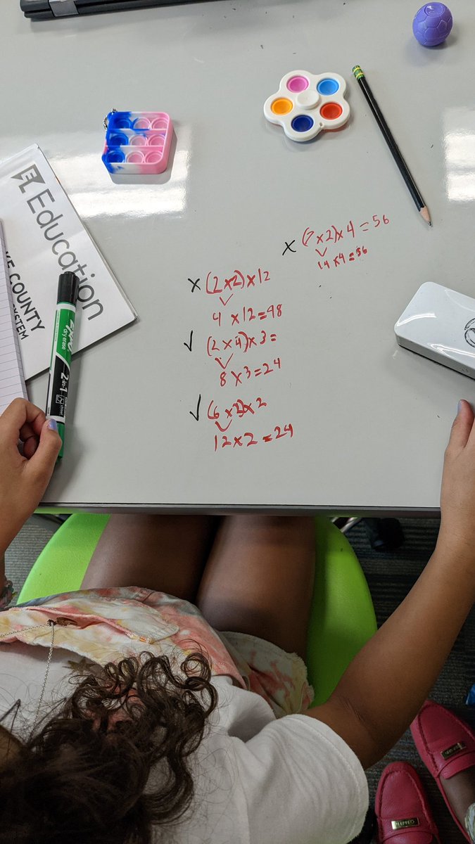 aes_1984's tweet photo. Real-World Volume. Do the dimensions work? #Elementarymath #findingvolume #5thgrademath #learninglookslike 
@WCPSS https://t.co/SgCRVkQxSG