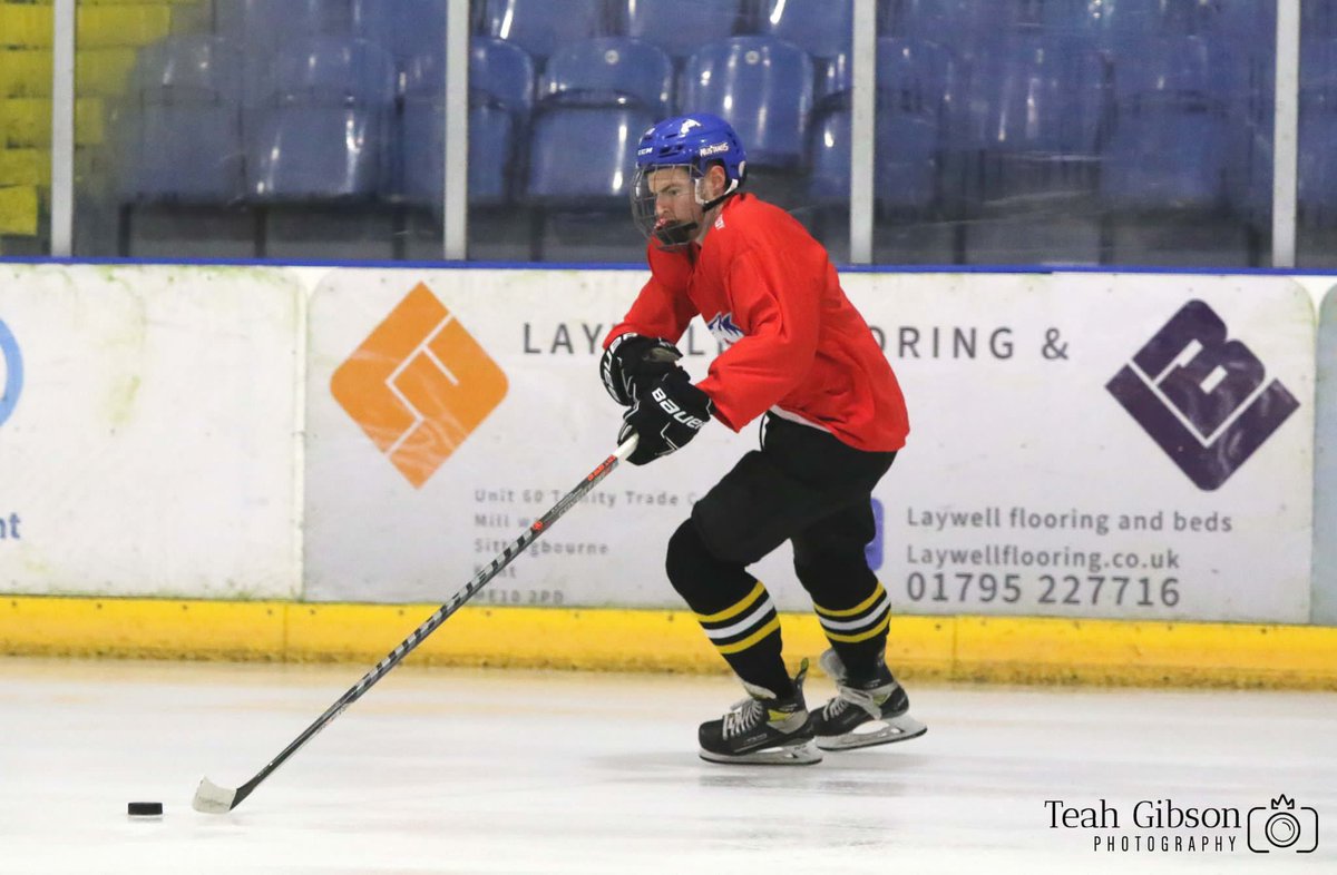 InvMustangs's tweet photo. It may still be over 2 weeks until the Mustangs first game of the season, but the players have been training hard all summer!
DON'T FORGET - Challenge game v @StreathamNIHL2 Saturday 10th September 17:15 @Gillingham_Rink https://t.co/gVYipGbChs