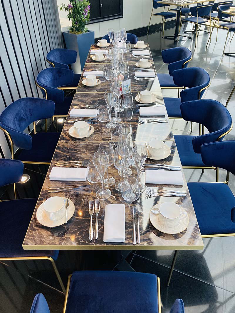 DeFrae1's tweet photo. Working with the team at @searcysgherkin helped create a stunning restaurant to match the glorious exterior skyline. 
#restaurant #thegherkin #restaurantfurniture #restaurantdesign #restaurantinterior #chairs #tables #london #contractfurniture

https://t.co/cMs5J3vonB https://t.co/22ZRHlMb3i