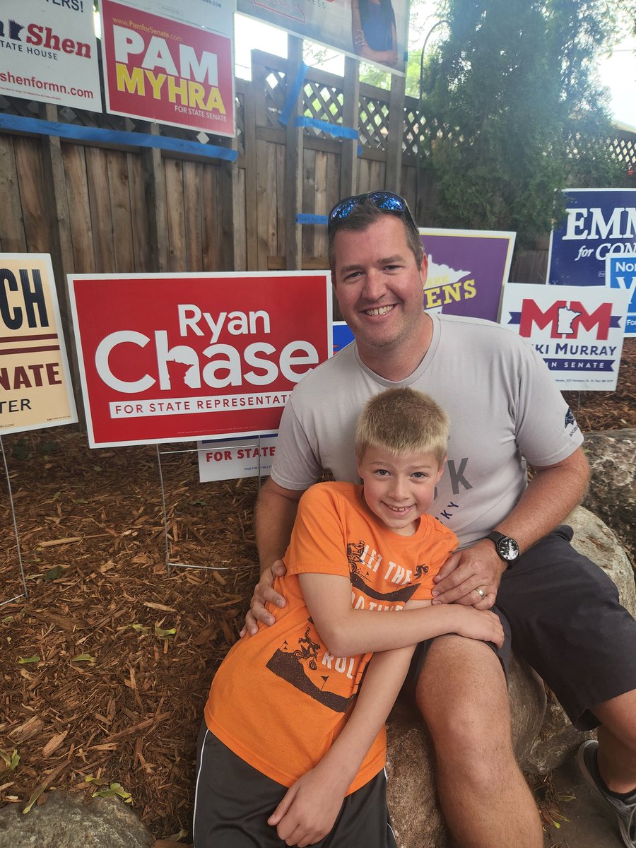 chaseformn's tweet photo. It's a perfect day at the Great Minnesota Get-together. Fun to see @KimCrockettSOS  and @TomWeilerMN at the @mngop building. Come on out to the @mnstatefair. https://t.co/XNoZYwkdJx
