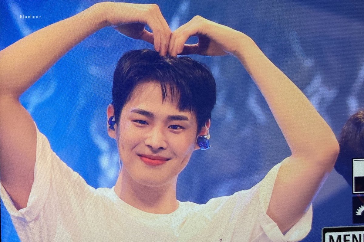 Rhodante_1109's tweet photo. 220825 도쿄 팬 콘서트 2부 최병찬 Preview 💕

2부도 왕 귀여운 하트ㅠㅠ❤️

#최병찬 #병찬 #빅톤 #VICTON
#BYUNGCHAN  #CHOIBYUNGCHAN
#Chaos #Stupid_Oclock #스투핏_어클락 https://t.co/qr3C05n0Uk
