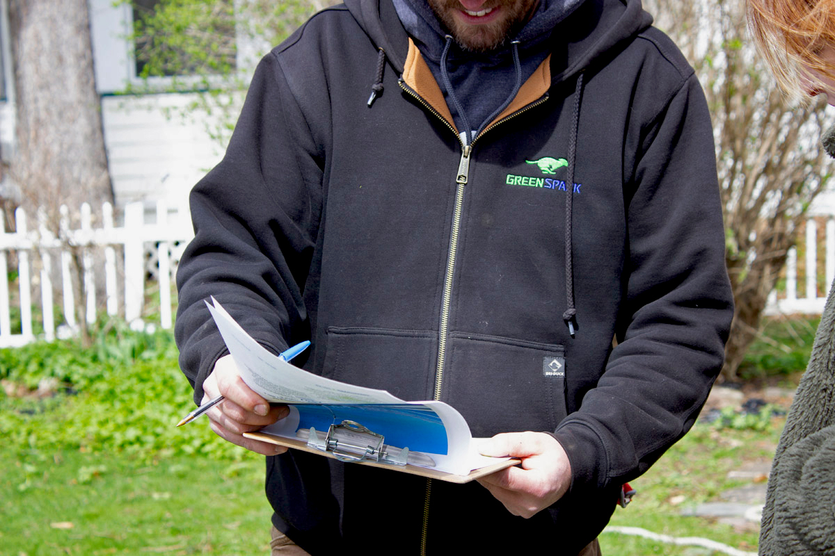 GreenSpark Solar is #hiring! 

We're looking for a Lead Estimator to support our Commercial teams with estimating and procuring materials and equipment for commercial projects. Learn more &amp; apply here: hubs.li/Q01kLhJC0