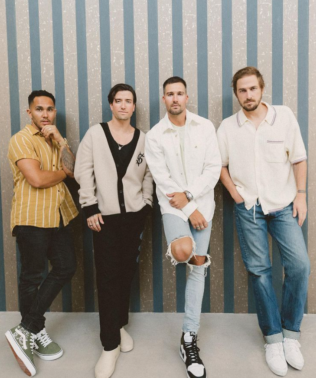 SeriesTWBZ's tweet photo. Big Time Rush virá para o Brasil em março de 2023 para shows. 🇧🇷 https://t.co/d7y7EoDA57