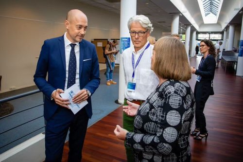 Jeg besøgte i dag Danske Kræftforskningsdage i Kolding #DKD2022. Her mødte jeg mange dedikerede forskere inden for kræftområdet. Forskning har være med til at give os HPV-vaccinen og nye metoder til at behandle.