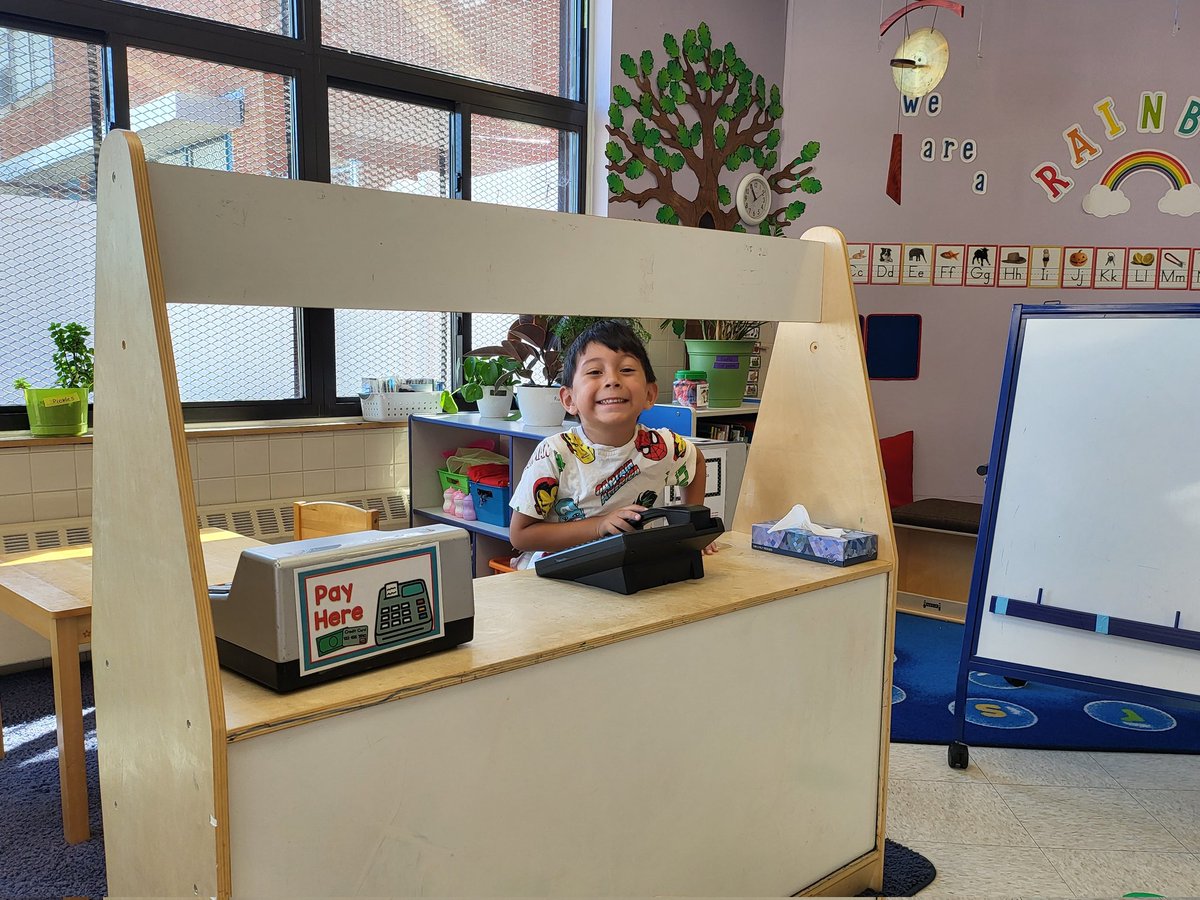 VicMorenteRI's tweet photo. Alex is really excited to start #RIPrek!
Time really does fly. ๐ข
#Back2SchoolRI https://t.co/bXoJDQmO6R