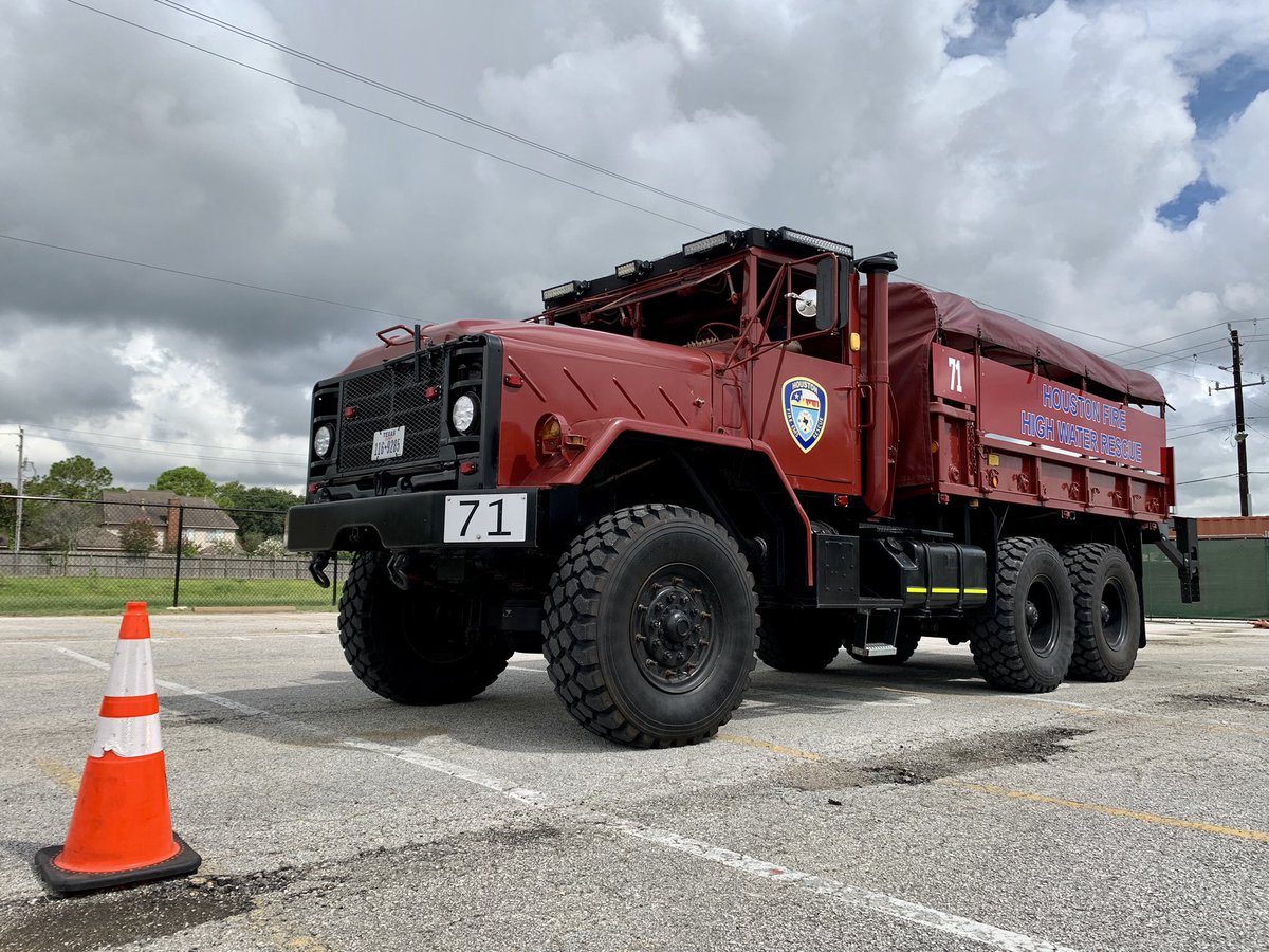 HoustonFire's tweet photo. 5 years ago #HurricaneHarvey devastated Houston &amp; surrounding cities. We banded together as a city &amp; persevered #HoustonStrong! Since then @HoustonFire has added 42 flood water apparatus to its fleet &amp; counting! @FireChiefofHFD https://t.co/w49fUCqAwi