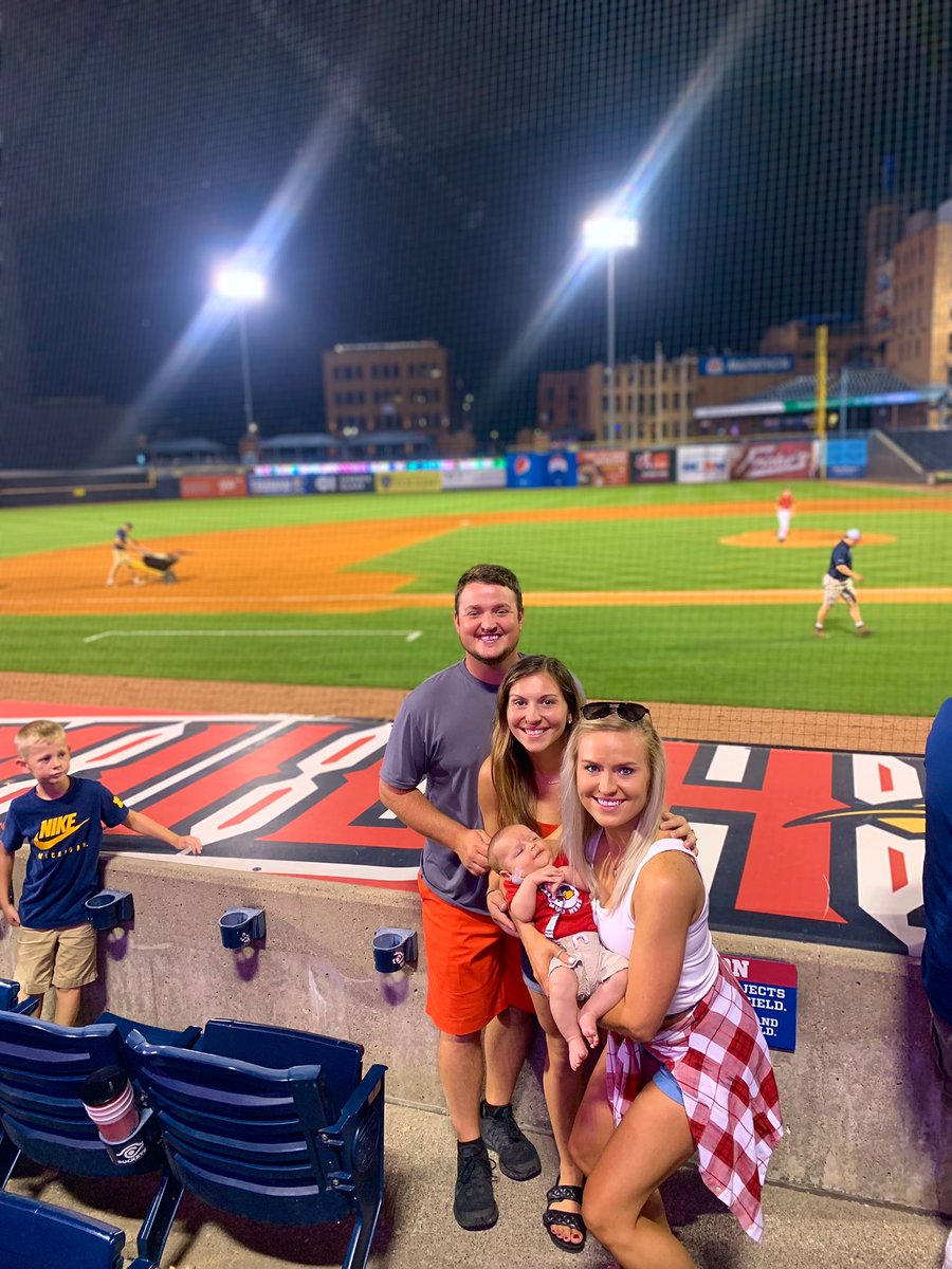 Taylor Musser ♡ tweet media