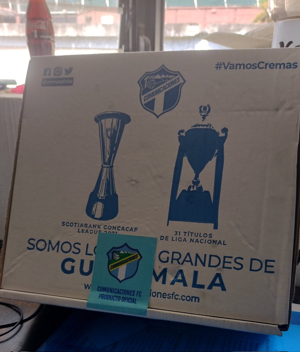 esteban_AAAA's tweet photo. Algo tarde pero está bonita la camisola 🥹 https://t.co/PXiR9iknuU