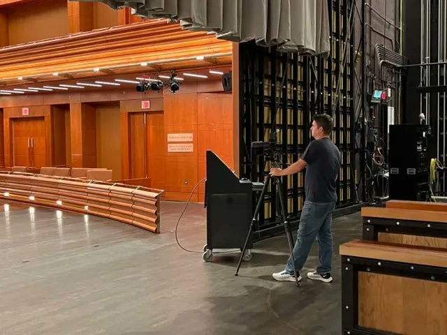 CKandCOMedia's tweet photo. Seating for a cabaret? Tiered floor auditorium? Flat floor? No problem. @EmmanuelleDomo_ (Gala Systems) takes versatility to a whole new level - and it's all powered by @SiemensCanada technology. The full case study is coming soon! https://t.co/77Sps8obnm