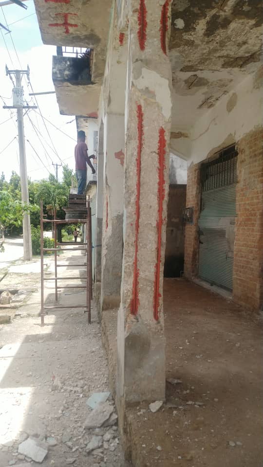 Se realiza reparación en la bodega la 4 esquina plan de la economía Marianao <a href="/GobiernoMarian1/">GobiernoMarianao</a> <a href="/IntendenteManao/">Yamira Lamadrid Pérez</a>