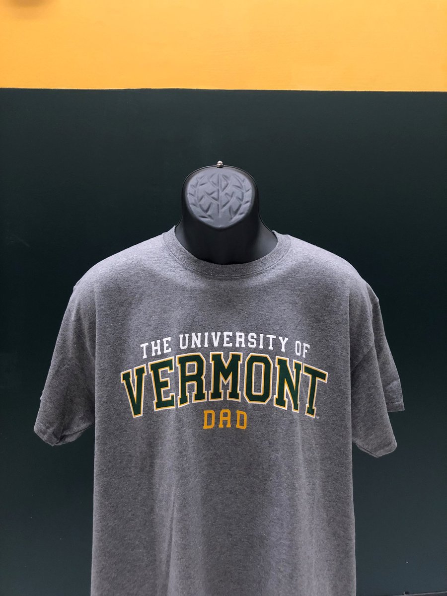 UVMathletics's tweet photo. Proud Catamount Country Moms and Dads, give us a retweet for a chance to win!😺
#ThisIsVermont https://t.co/Sk7abjWjhk
