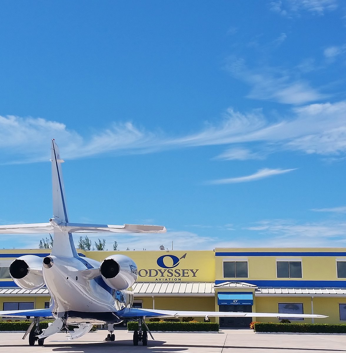 OdysseyBahamas's tweet photo. The sky’s the limit- let’s go #Islanmdhopping!🤩 🛩️🏝️😎🇧🇸💕
Experience the Journey with @OdysseyBahamas FBO's! #odysseyaviation #fboservices #redcarpet #Bizav #AvGeek #FBO@ #MYNN #Nassau & #MYEF #Exuma #Handling @ #MYER & #MYEM #privatejets #fbohandling #FBO #jets #pilots #jetset https://t.co/zEE4wadSkA