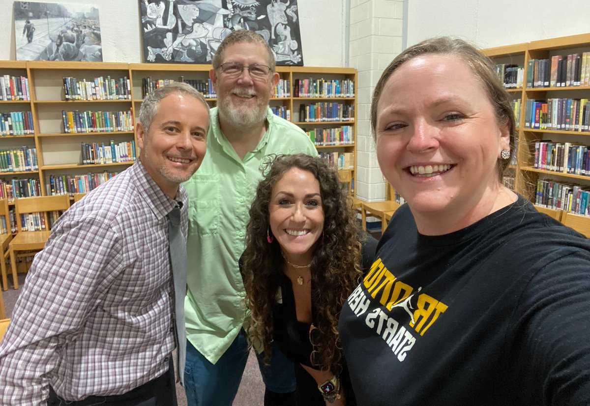 s3strategies's tweet photo. Active Learning strategies with teachers in New Hanover County Schools, NC! Love seeing teachers engaged in the learning!! @NHCSTV @s3strategies @LeahWetzler #studentengagement #activeleanring #purposefulPD https://t.co/r6TeIZfVrV