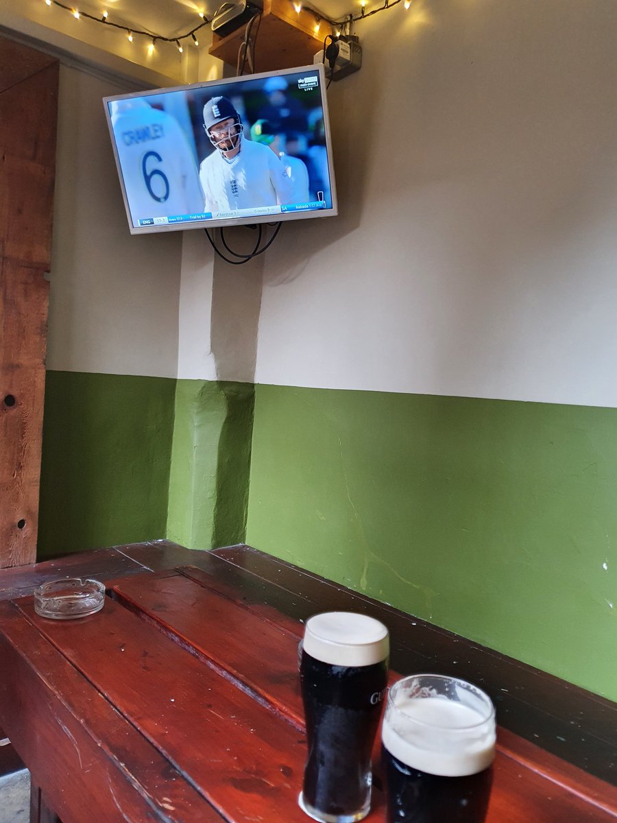 giles bidder tweet media