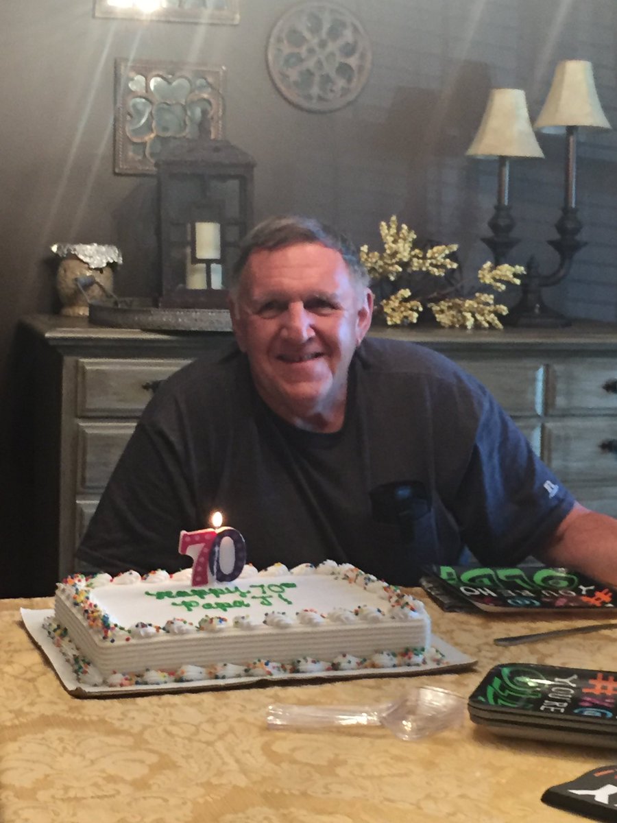 claney101's tweet photo. First game tonight and thinking about my friends David Hartman and Paul Seewald.  Miss those guys. Beyond that, damn I miss my dad today. I so wish they were all in the stands tonight. My dad would be proud and also excited to tell me after the game everything we did wrong haha❤️ https://t.co/mXPK0nCvtk