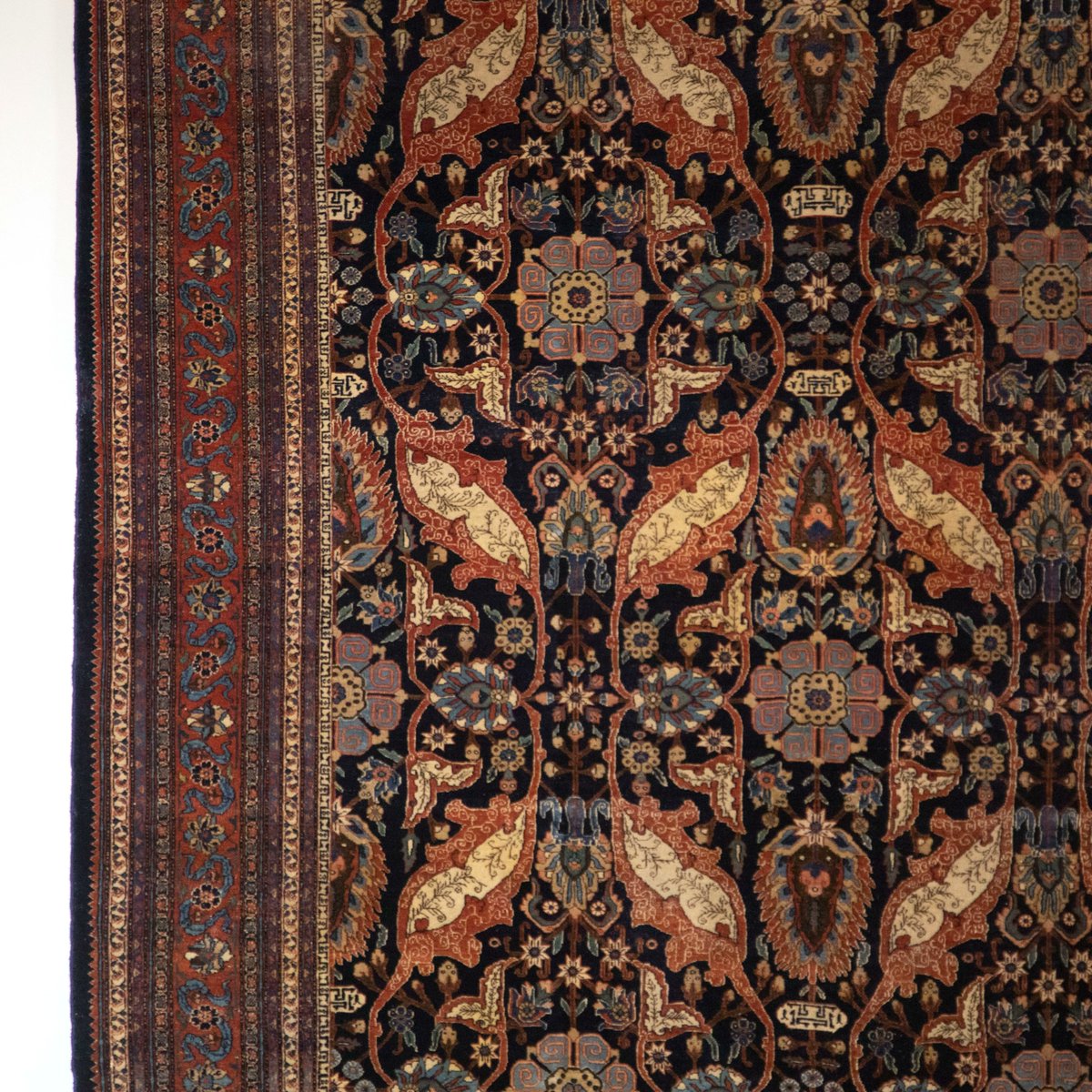 LorfordsAntiq's tweet photo. L A T E S T A R R I V A L ✨
19th Century Tabriz Carpet
https://t.co/axJgv5lLx2
#LorfordsAntiques #Lorfords #Antiques #BuyAntiques #19thCentury https://t.co/7eqUDG3Vua