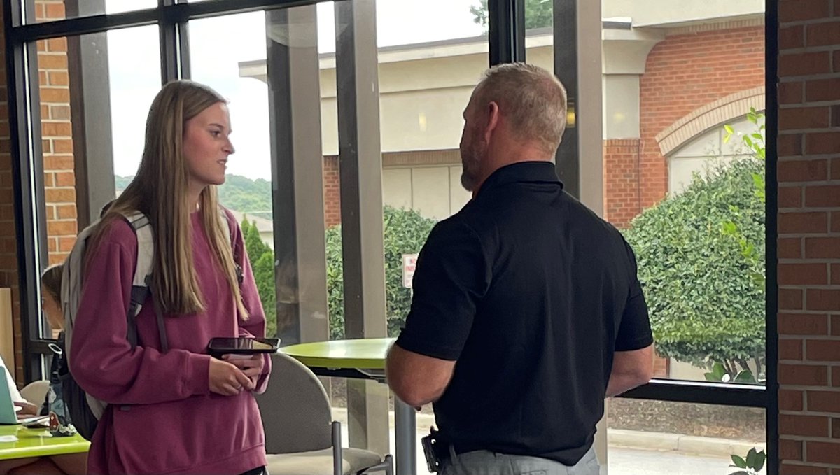 SWUCareers's tweet photo. Grateful to have Charles Gilbert from Fastenal join us on campus yesterday.  Check out Fastenal's part-time openings in Easley, SC, starting at $15/hr with no evening or weekend hours.  Great part-time job off campus! https://t.co/zgQfjBlue0 https://t.co/j2VRJhihDb