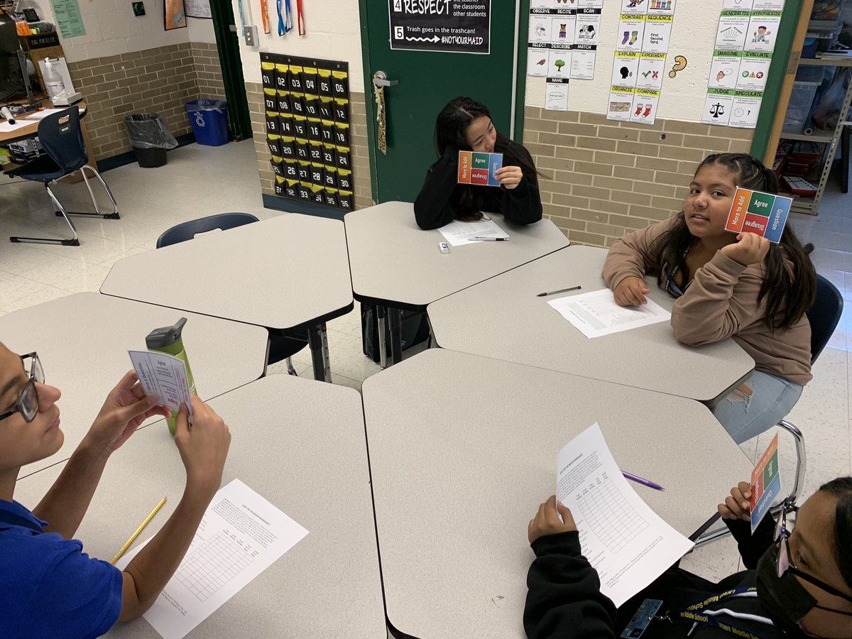 AffleckDan's tweet photo. Today in my class @LarsenMSPride we’re collaborating using @Learn_Sci strategies.  These students are using their agree/disagree cards to further discussion on our lost on the moon activity. #u46rising #collaboration #debate https://t.co/wB1Vzf5P6C