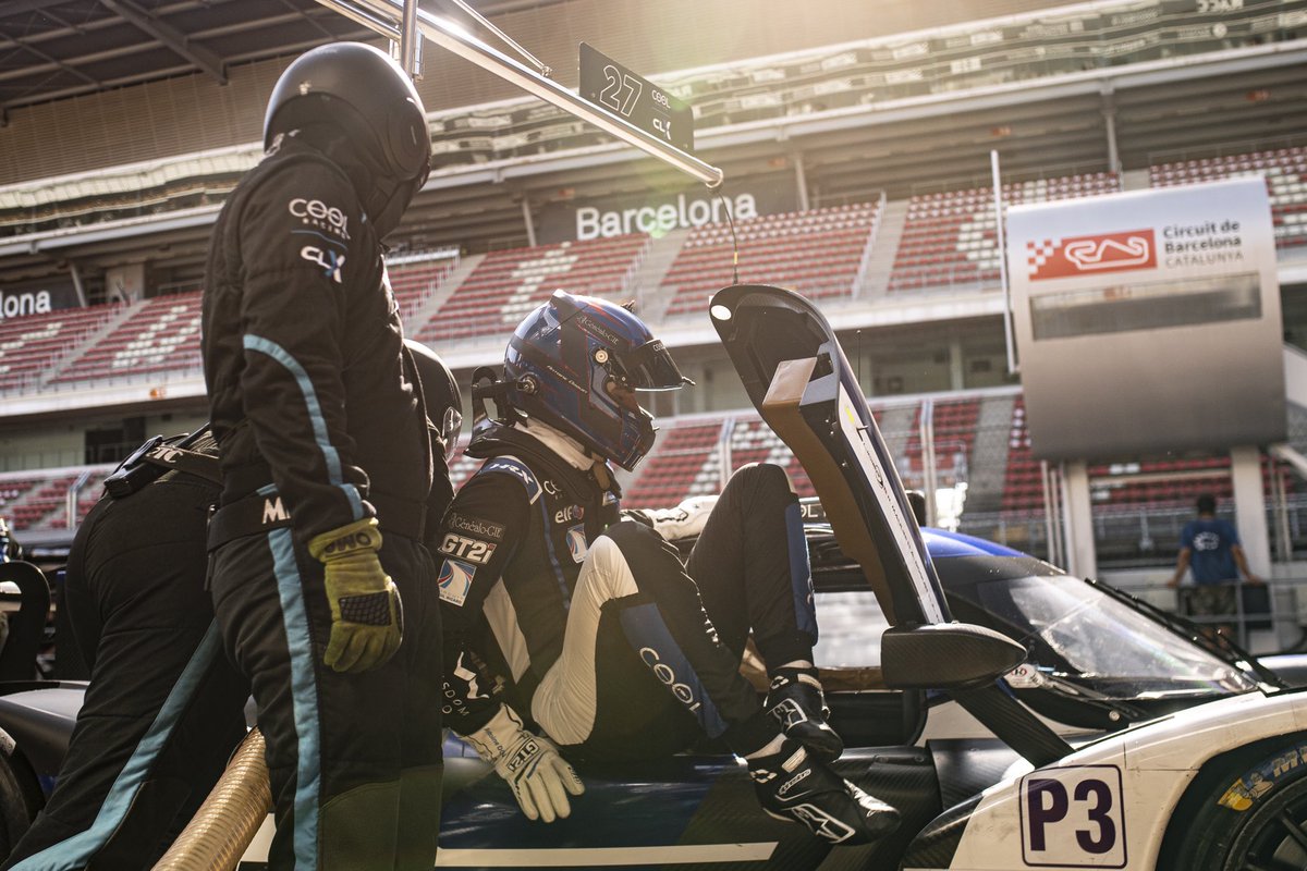 DoquinAntoine's tweet photo. Good first day of practice here with the @coolracing crew, let’s continue in this way tomorrow with FP1. 👊🏻

#lmp3 #coolracing #enduranceracing #barcelona #AD27 https://t.co/8CwmYMXamL