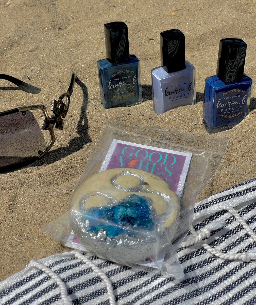 Stay tuned for an upcoming collab with @goodvibescookieco 😊️💓