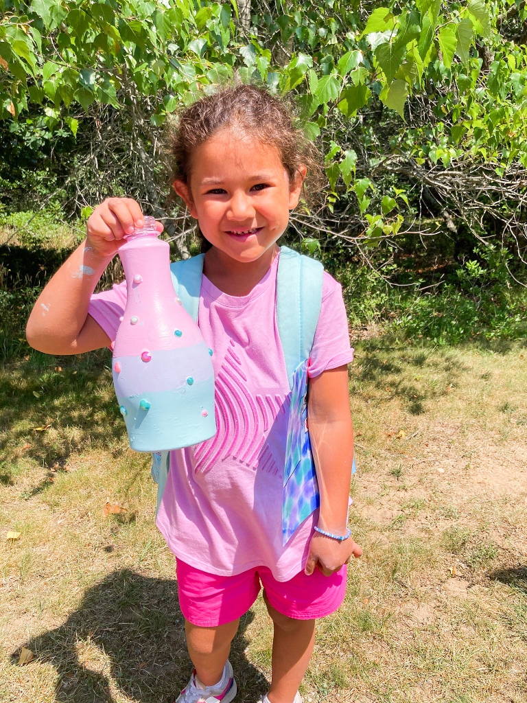 shineNYC's tweet photo. If you know us, you know we LOVE using up-cycled materials for our arts n’ crafts. Especially @califiafarms bottles, you can create so many cool things with this shape!

#shine #shinenyc #shinenewyork https://t.co/v8H9nVYapr