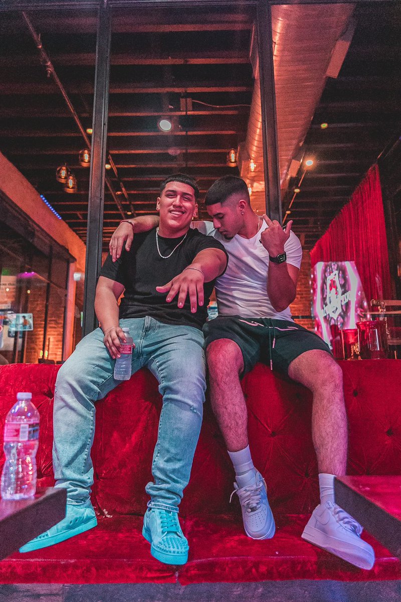 isaiaahs_'s tweet photo. Young shiners 🤞🏾 https://t.co/fRwe0hDrNp