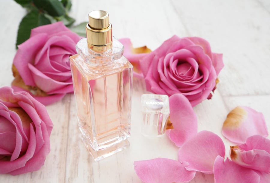 jof2015's tweet photo. فالعطر عطري والمكان.. هو المكاني.    
وانا على طيبي ونقاء قلبي
🫀 https://t.co/Lyz3Mr1adp