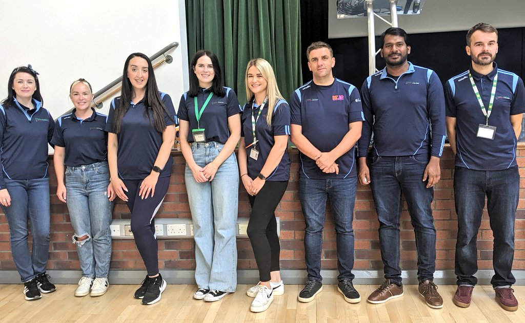 ccurrie087's tweet photo. Our wonderful new Year 8 pupils working on 'Link up' with the brilliant Health Forum Team. Thank you for creating this bespoke settling in programme for our pupils' Summer scheme.๐๐ค @BBHealthForum @StCeciliasDerry @StCeciliasYr8 https://t.co/iIOfTiC4m4
