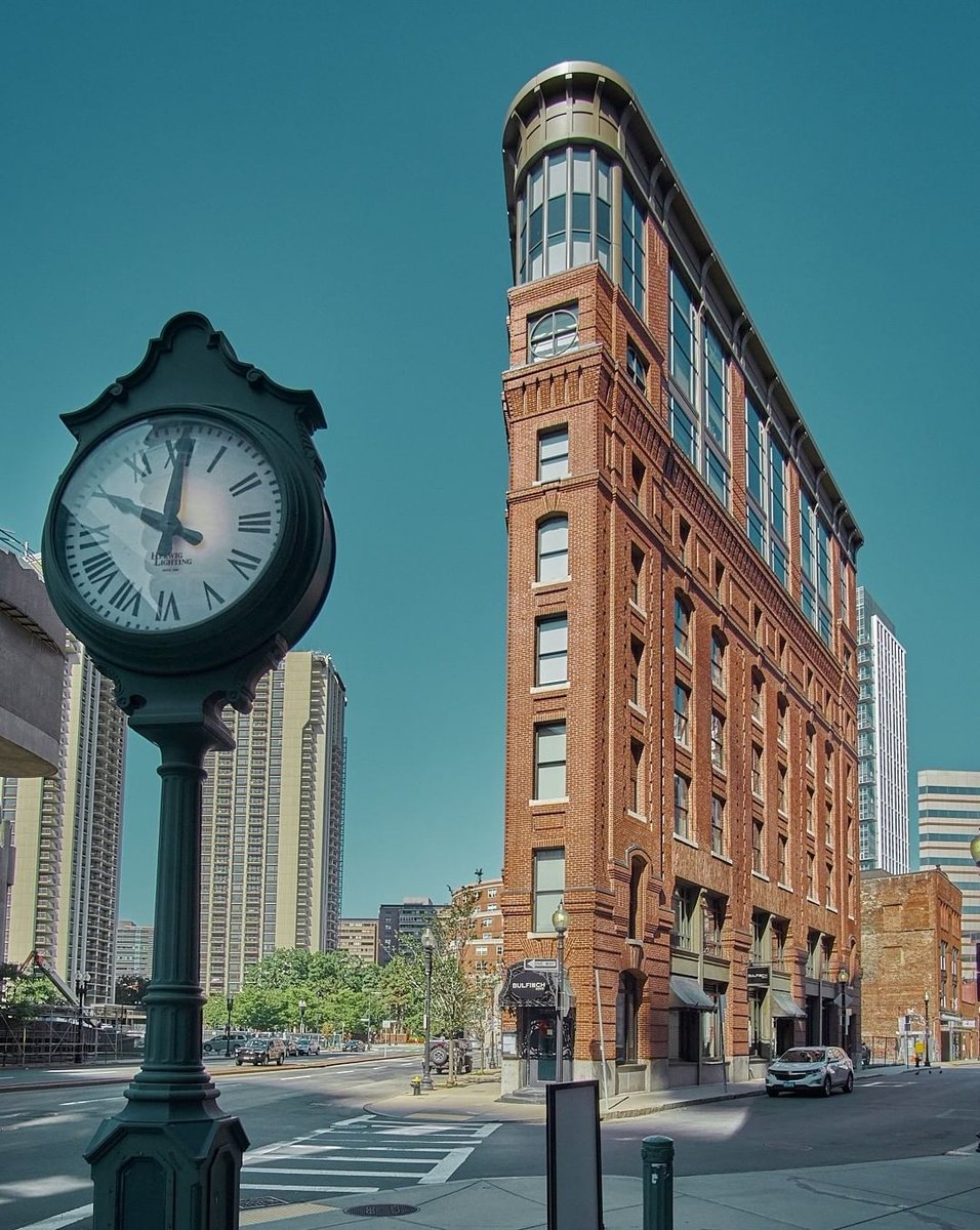 hotelsbyday's tweet image. The Boxer hotel in Boston. Ultimate daystay; book, enjoy, repeat!

#HotelsByDay #UnlockYourDay #BostonBoxer

📷 @theboxerboston