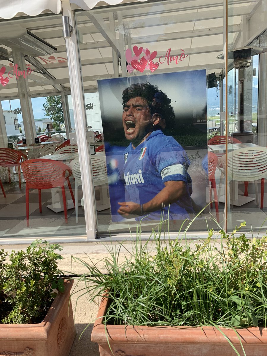 1892number6's tweet photo. @TheAnfieldWrap I’m in Naples at the moment - interesting draw https://t.co/LyEMD092SQ