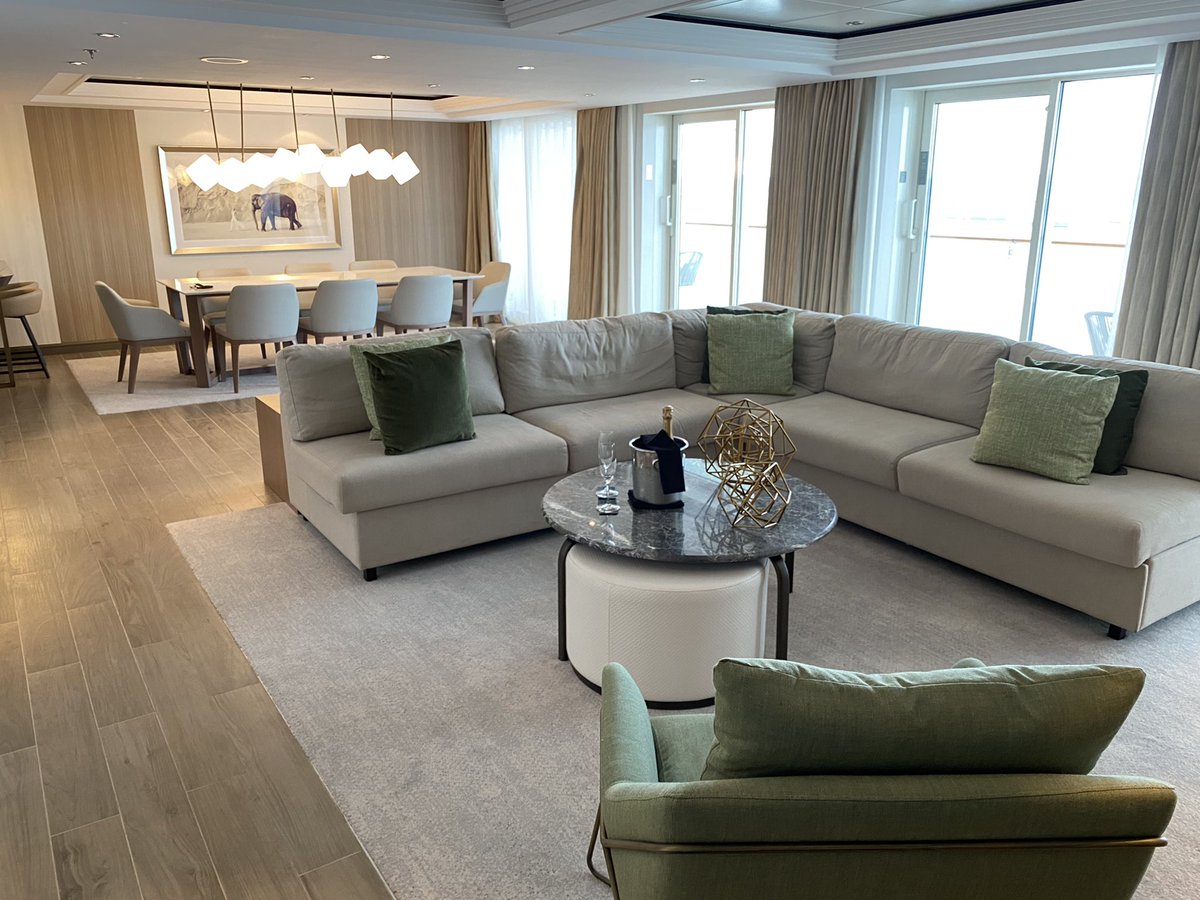 deej267's tweet photo. An amazing and special suite for us on this cruise #celebritysilhouette https://t.co/1QCk4vuvDz