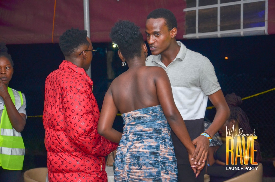 MrInfluencerUg1's tweet photo. The turn up was a vibe for me I enjoyed 😌 it yall make sure yall mark your weeks schedules

📸 @Ryan_Glen1 
#Court8MidweekRave 
#Ractive https://t.co/IwDeGDYJup