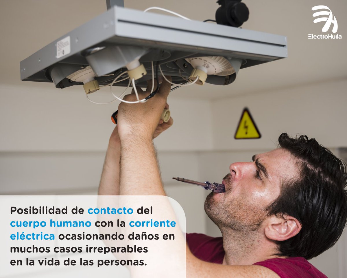 Electrohuila's tweet photo. #Recueda siempre revisar los cables de los electrodomésticos y elementos conductores de #energía que puedan representar un #riesgo para tu salud si tienes contacto directo con ellos. Mejor prevenir que lamentar.
#Serviciopublico #Electrohuila #Importante #TransmitimosBuenaEnergía https://t.co/vw1q0dm7QJ