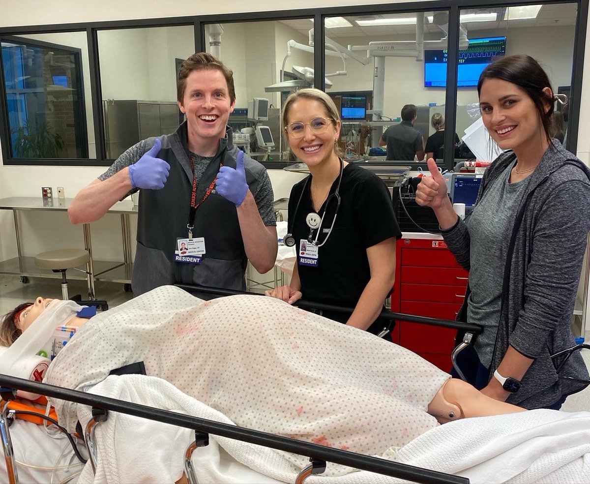 Okstate_EM_Res's tweet photo. Just catching babies! 🐣We are so lucky to get to work closely with our awesome OB/GYN team! #simlab #osuem #osuobgyn https://t.co/oUDIBcuK1a