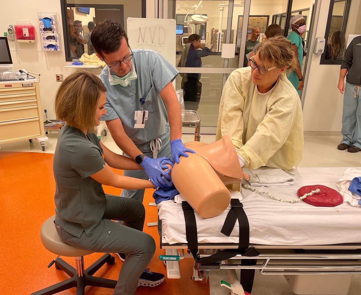 Okstate_EM_Res's tweet photo. Just catching babies! 🐣We are so lucky to get to work closely with our awesome OB/GYN team! #simlab #osuem #osuobgyn https://t.co/oUDIBcuK1a
