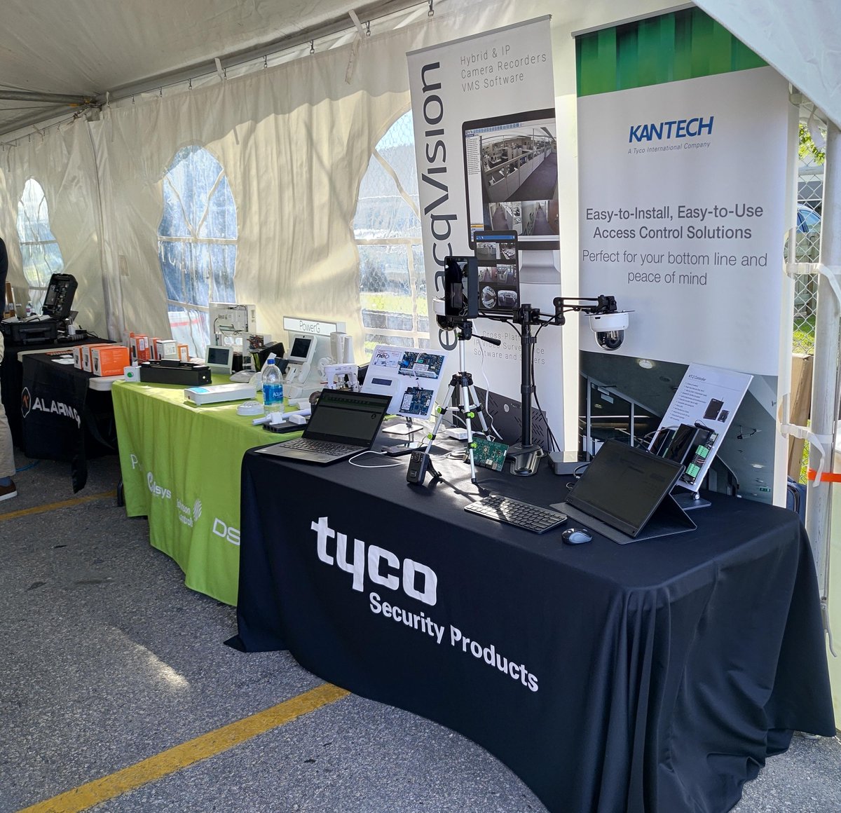 TitanProductsGr's tweet photo. Let's Rock and Roll! 
Find the Titans at Wesco Anixter | Winnipeg all day! 

Seminars start at 8:50am.
Trade show 11:00am - 4:00pm

Winnipeg Blue Bombers vs Calgary Stampeders - 7:30pm (space has become limited)

See you all soon!

#ThisIsTitan #Wesco #Anixter #wescoanixter https://t.co/Sa45sGlhv1