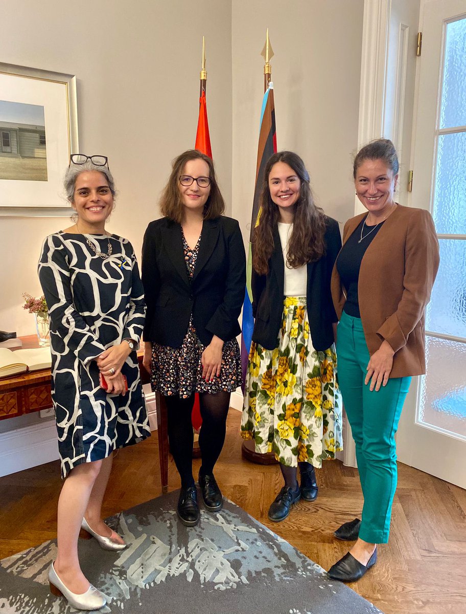 CanEmbCZ's tweet photo. Thank you @_EuropeanValues for co-hosting at 🇨🇦 House today a working breakfast with a group of dynamic women and leaders to discuss 🇺🇦reconstruction and the role of women in that process. 🇨🇦🇨🇿🇺🇦 https://t.co/DhArfW6g3o