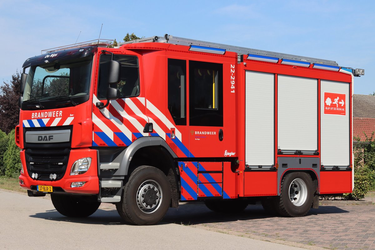 RamonVersteeg's tweet photo. Vandaag diverse DAF-tankautospuiten op de foto gezet in Brabant. #brandweer #Asten #Deurne #Bakel #DeRips https://t.co/LhOYpjN4Hz
