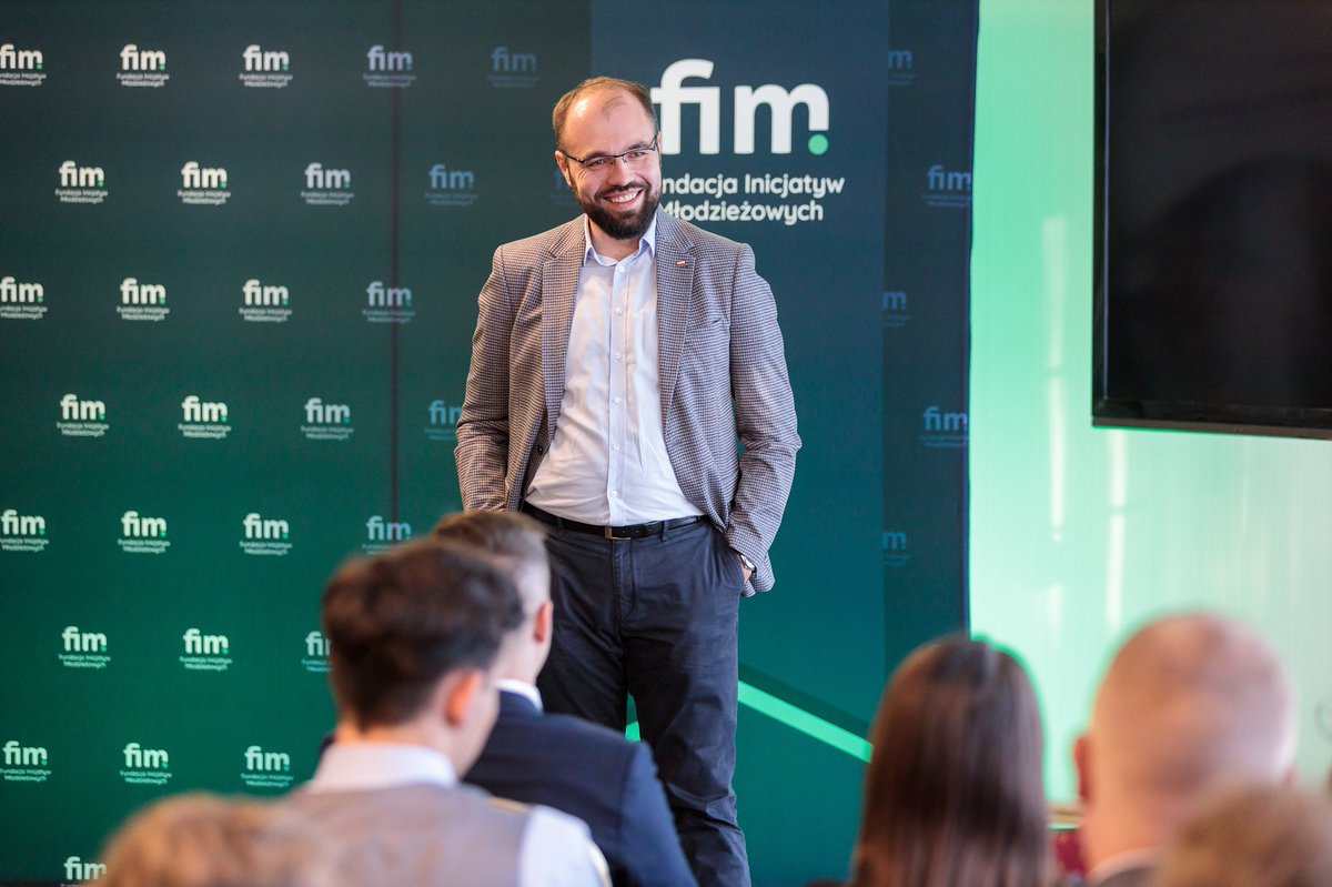 Krzysztof Szczucki tweet media