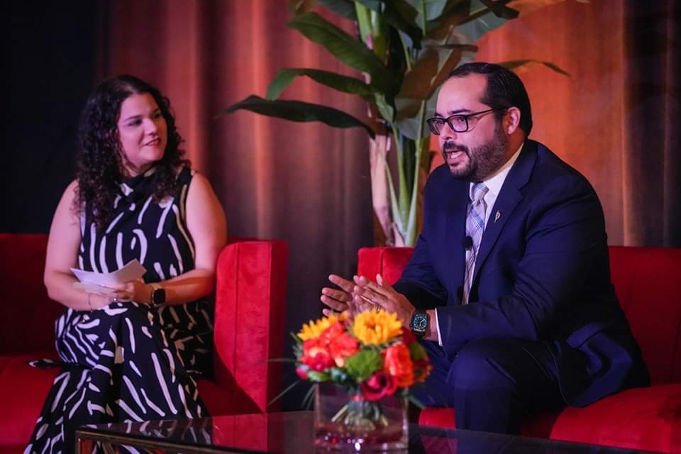 prsectrabajo's tweet photo. Gracias a la #SHRM Capítulo de Puerto Rico por la oportunidad de explicarle a su matrícula aspectos importantes de la #ReformaLaboral y otros temas sobre el desarrollo del capital humano, durante el HR Disruption: Stand Out, Speak Up & Push The Boundaries. #HRDisruption #SHRMPR22 https://t.co/264oS4TMiA