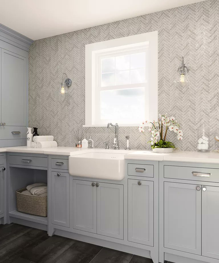 RealtorFabian's tweet photo. When decorating a laundry room, neutral colors can be good. #interiorstyle #decortips  https://t.co/zz1erqiy9o https://t.co/ssl2OVgTvA