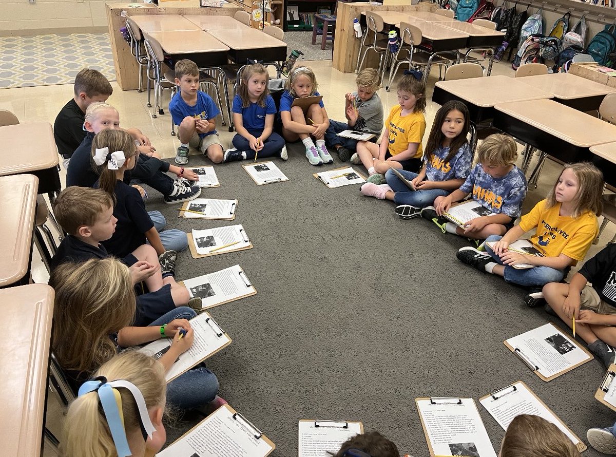 ⁦<a href="/merrolhydehawks/">Merrol Hyde Magnet</a>⁩ ⁦<a href="/PaideiaCenter/">Paideia Center</a>⁩ The photos tell the story of Mrs. McCoy’s seminar using the text “Where Once There Was a Wood”-Pre-seminar content activities ,formal seminar dialogue, &amp; post-seminar content activities. ⁦@DeniseKFleming⁩