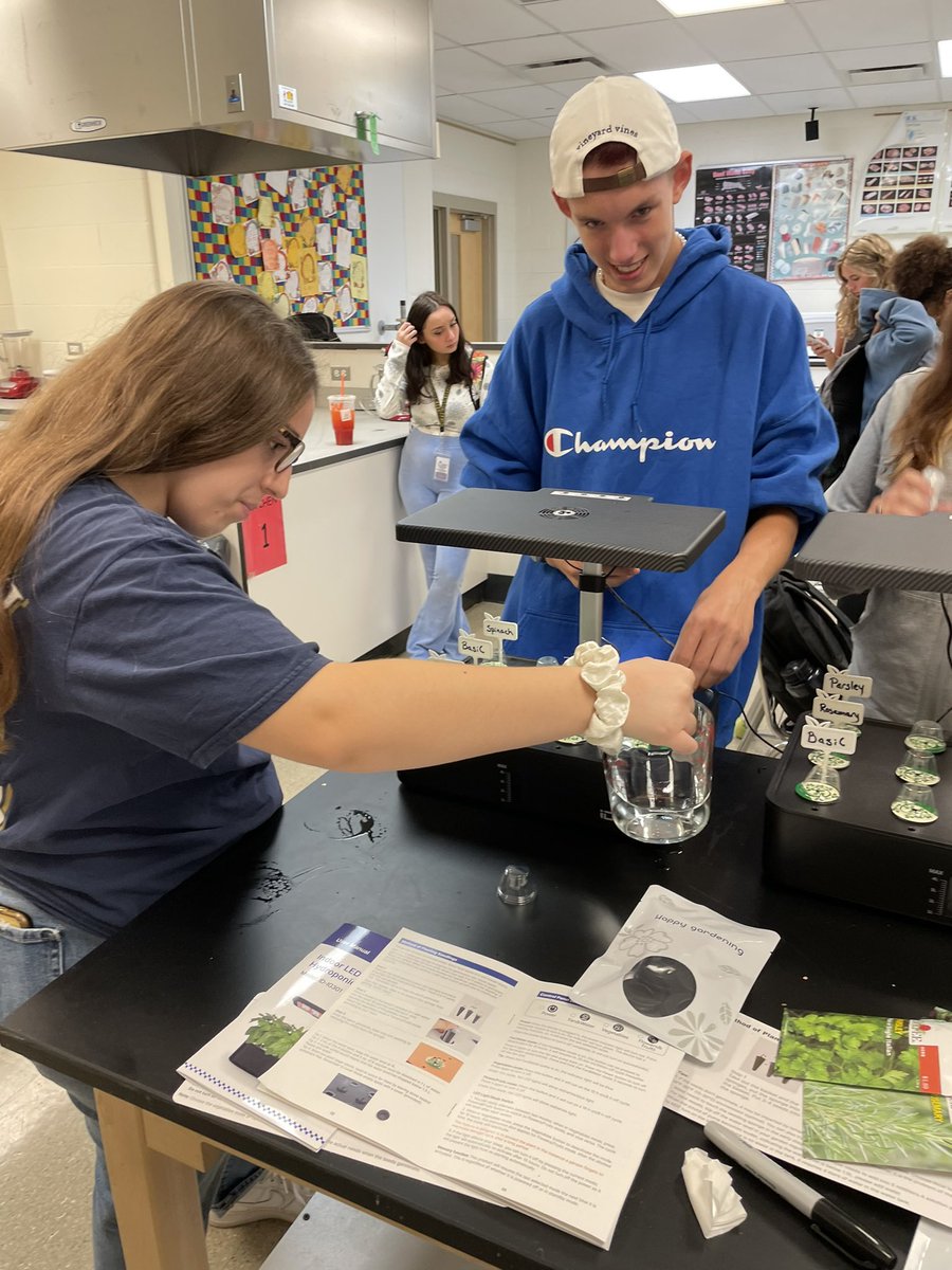 schuyler_gina's tweet photo. .@GrayslakeNorth FCS can’t wait to use fresh herbs in their cooking labs. #D127GetsREAL #isupportCTE @Grayslake127 https://t.co/ytFHk3KOgN