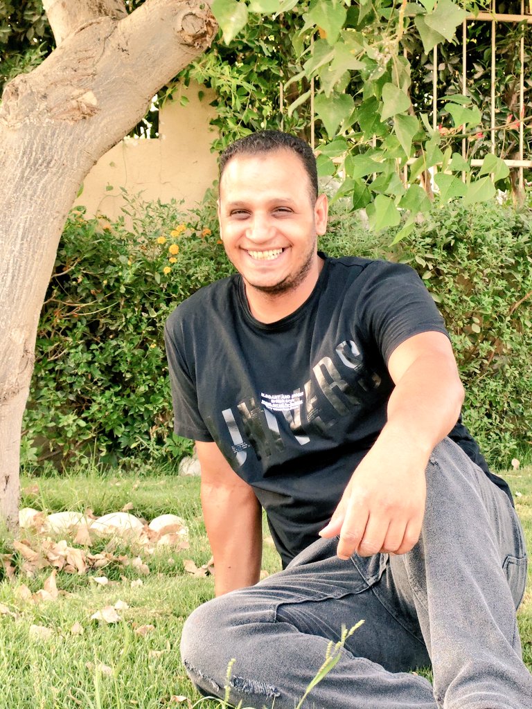ابتسم للحياه