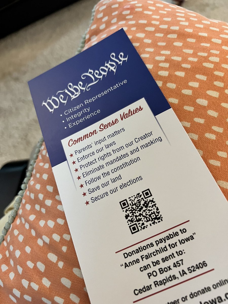 Isadelia530's tweet photo. My new favorite thing may be calling out candidates who come to my front door on their shitty positions. Can she come back since we only had a chance to hit on one of her bullet points? https://t.co/lvkIr0sQE5