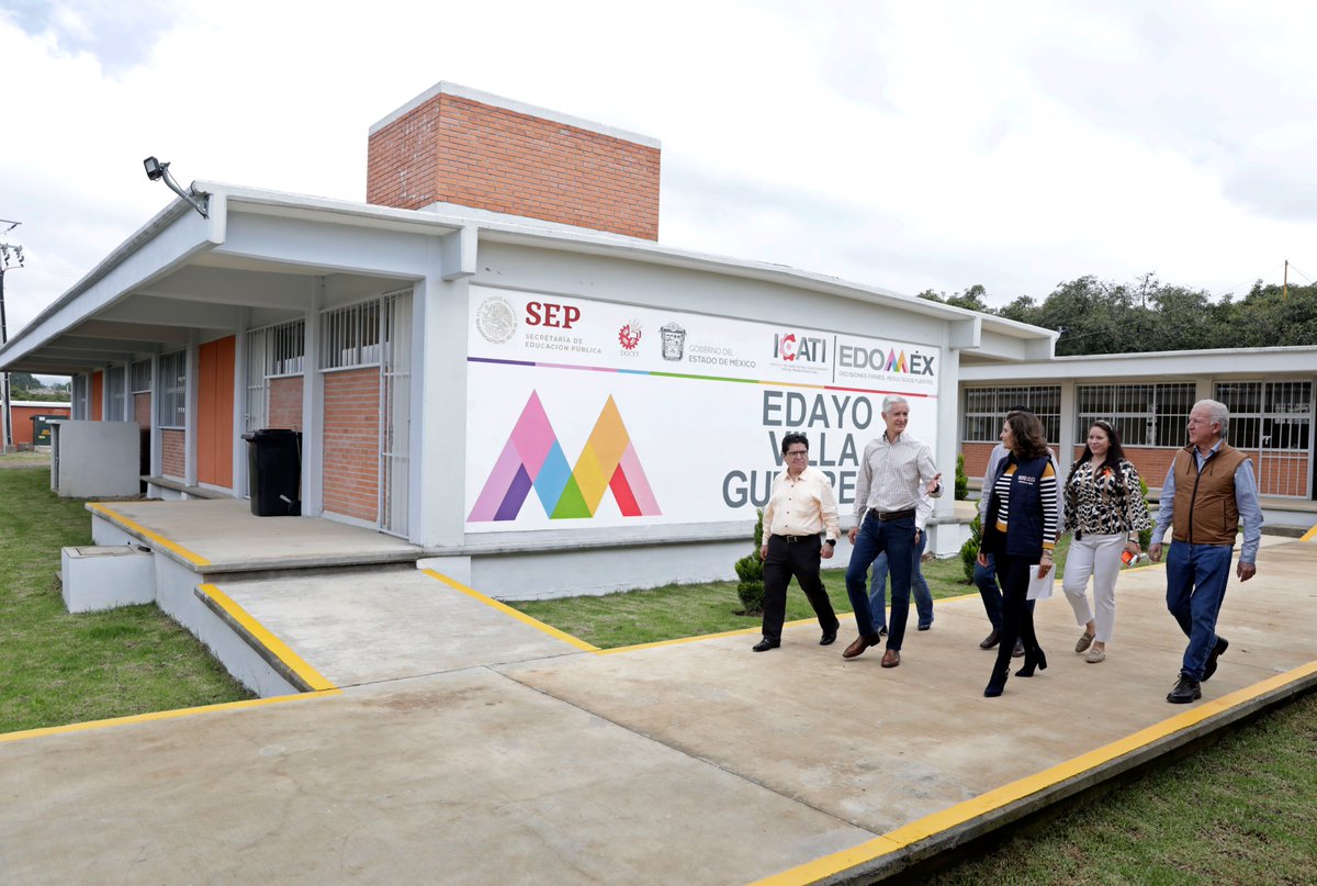Inauguramos la Escuela de Artes y Oficios (#EDAYO) de #VillaGuerrero para fortalecer la vocación productiva de la región con capacitaciones en Floristería, Manejo de Invernaderos, Exportación del Producto, y más.